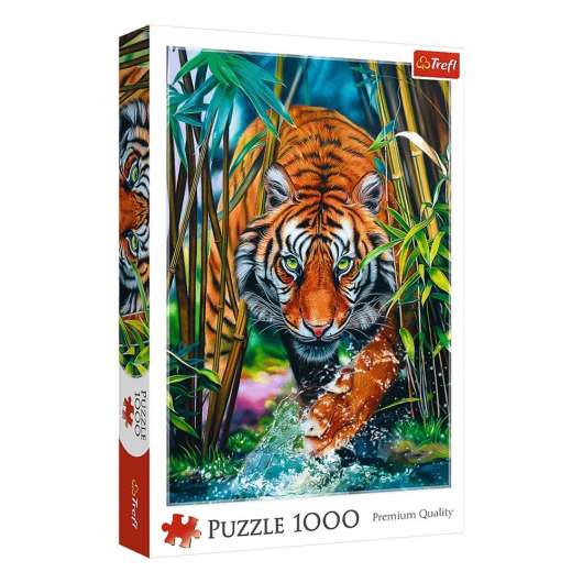 Trefl - Puzzle 1000 pc - Grasping tiger